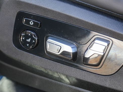 Used 2023 BMW X5 M50i w/ Executive Package image 23