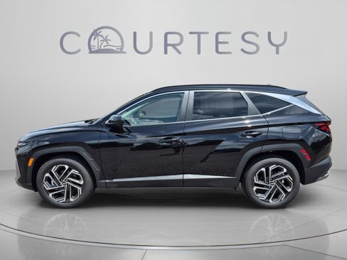 New 2026 Hyundai Tucson SEL Plus FWD image 2
