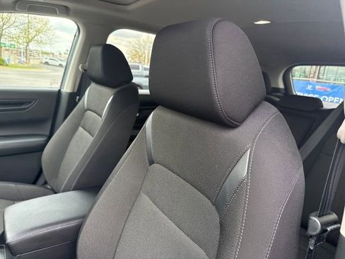 Used 2024 Honda CR-V EX image 12
