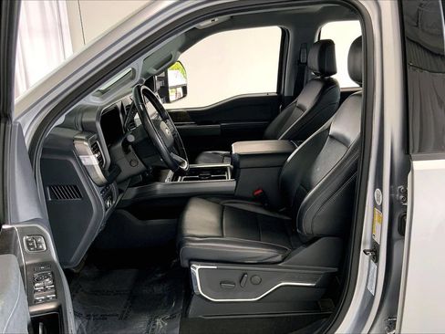 Used 2023 Ford F250 Lariat w/ Lariat Ultimate Package AWD/4WD image 18
