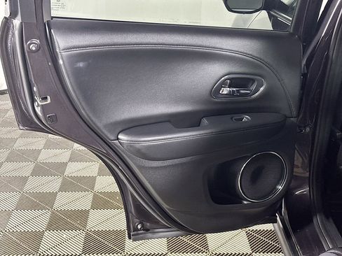 Used 2017 Honda HR-V EX-L image 20