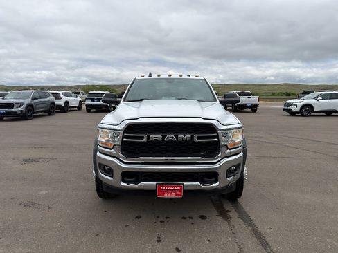 Used 2021 RAM 5500 Tradesman w/ Chrome Appearance Group AWD/4WD image 3