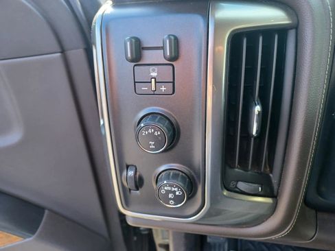 Used 2019 Chevrolet Silverado 2500 LTZ w/ Duramax Plus Package image 14