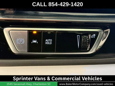 Used 2024 Cadillac Lyriq Sport RWD image 11