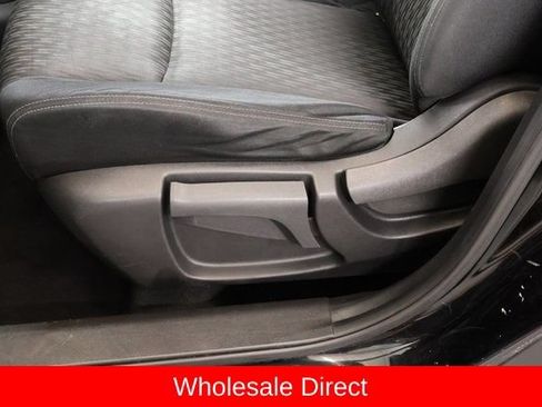 Used 2017 Nissan Rogue S AWD/4WD image 12