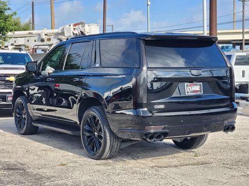 Used 2024 Cadillac Escalade Premium Luxury w/ LPO, Floor Liner Package AWD/4WD image 5