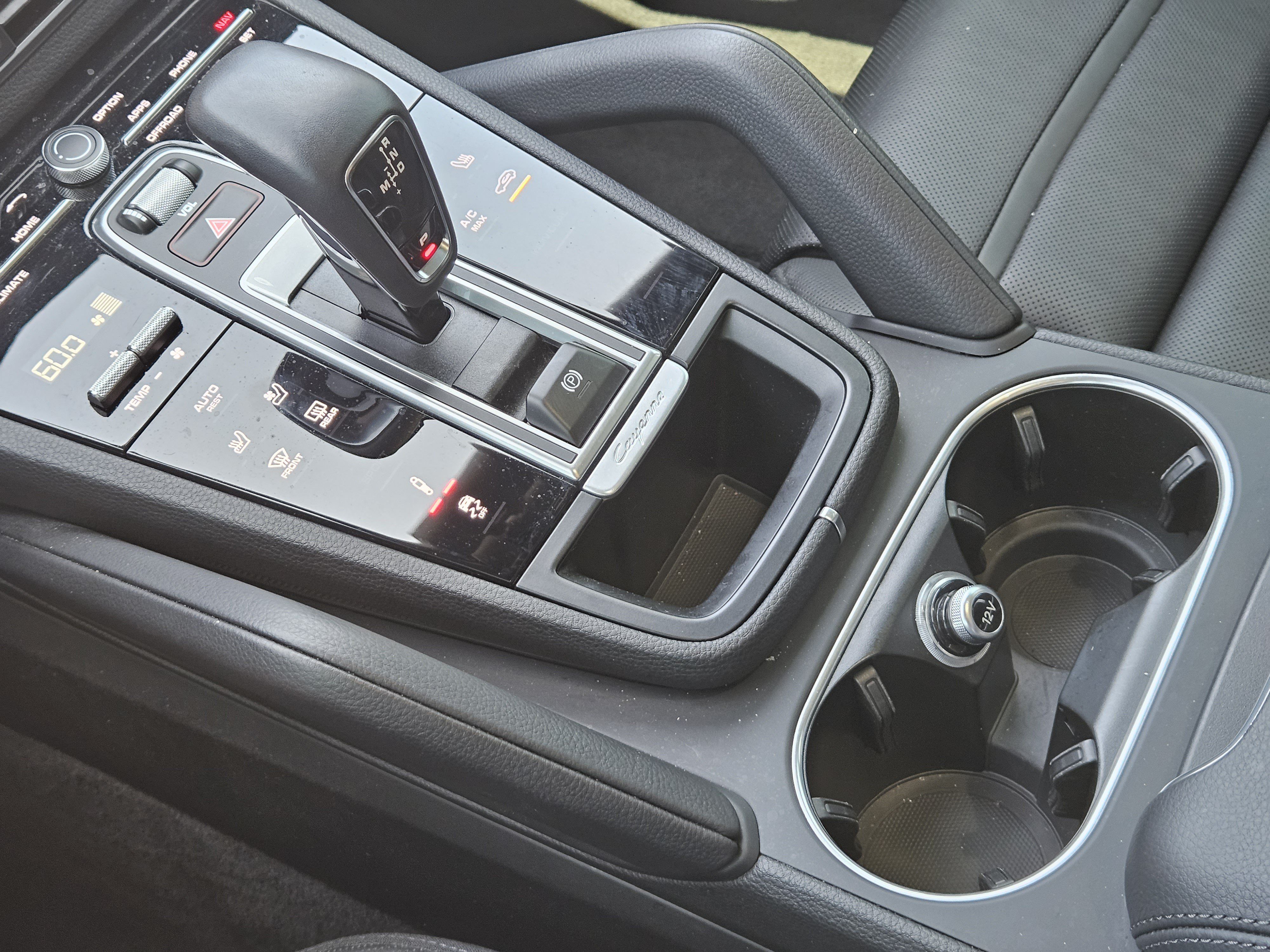 Certified 2023 Porsche Cayenne Coupe AWD/4WD image 20
