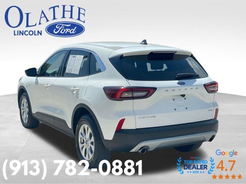 Used 2023 Ford Escape Active AWD/4WD image 3