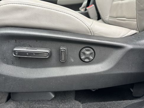 Used 2022 Honda CR-V EX-L image 13