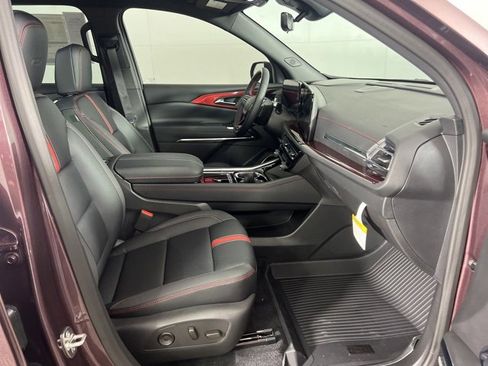 New 2026 Chevrolet Traverse RS w/ LPO, Floor Liner Package image 12