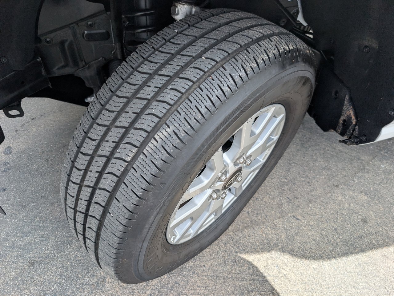 Used 2026 Toyota Tacoma SR5 RWD image 21