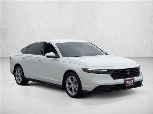 Used 2023 Honda Accord LX image 3