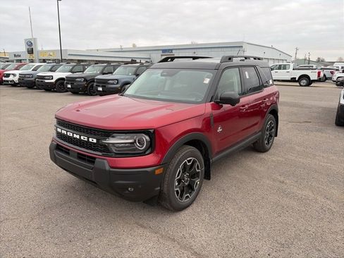 New 2025 Ford Bronco Sport Outer Banks w/ Outer Banks Tech Package+ image 2