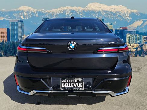 Used 2025 BMW 740i 740i image 6