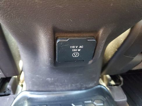 Used 2016 Jeep Cherokee Trailhawk w/ Comfort/Convenience Group AWD/4WD image 10