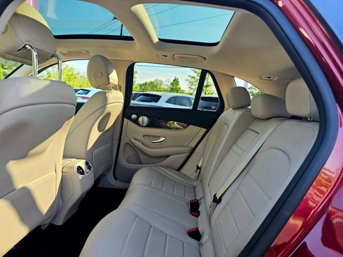 Certified 2019 Mercedes-Benz GLC 300 4MATIC image 22