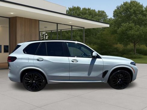 Used 2026 BMW X5 sDrive40i w/ Executive Package RWD image 7