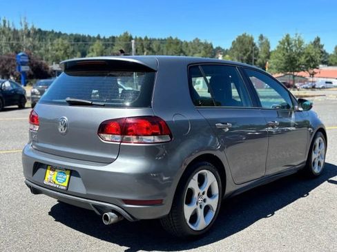 Used 2010 Volkswagen GTI 4-Door image 7