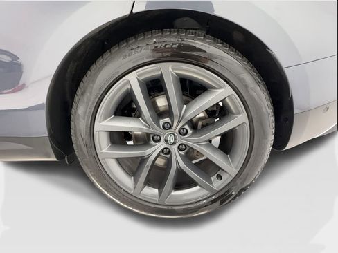 Used 2024 Land Rover Range Rover Sport SE AWD/4WD image 12