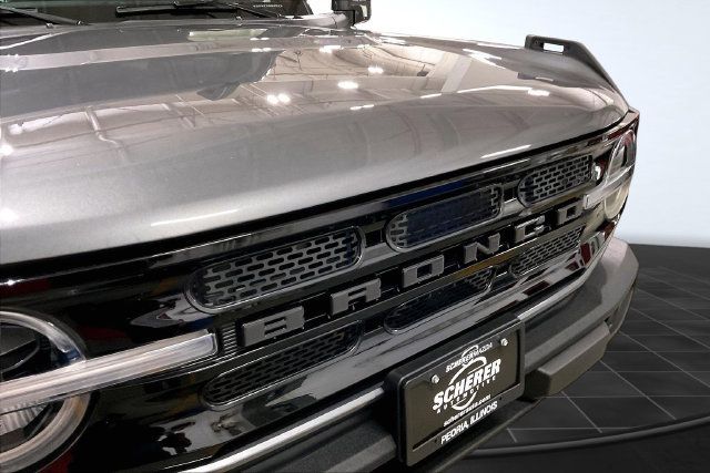 Used 2022 Ford Bronco Outer Banks AWD/4WD image 28
