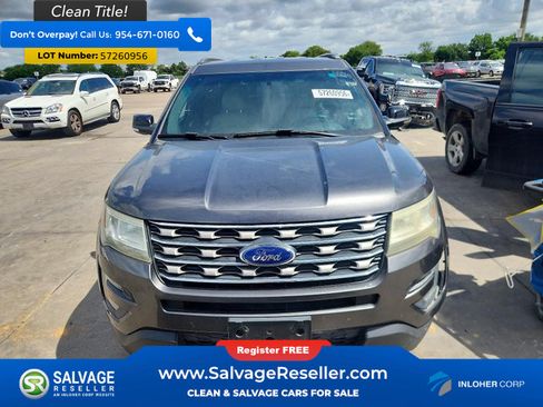 Used 2016 Ford Explorer XLT w/ Equipment Group 202A FWD image 7
