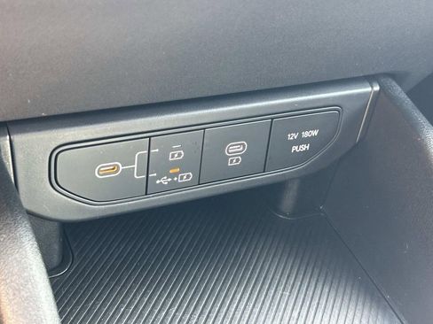 Used 2025 Kia K4 FWD image 27