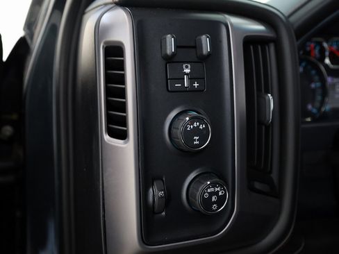 Used 2018 GMC Sierra 2500 SLT image 16