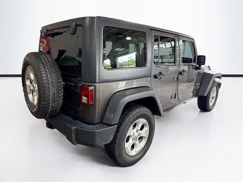 Used 2018 Jeep Wrangler Unlimited Sport w/ Connectivity Group AWD/4WD image 6