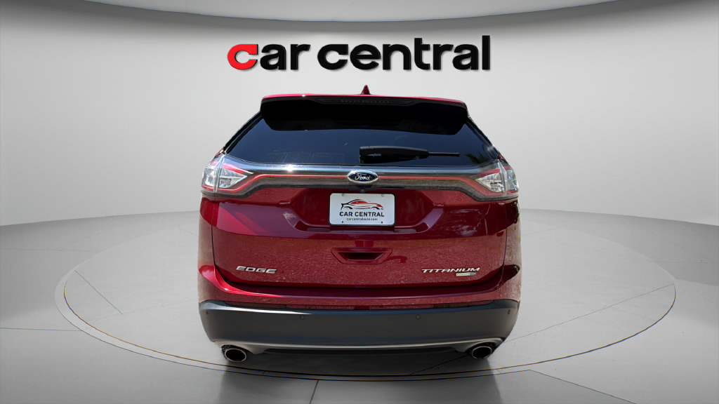 Used 2018 Ford Edge Titanium w/ Equipment Group 301A AWD/4WD image 9