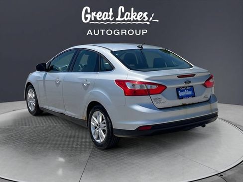 Used 2012 Ford Focus SEL FWD image 3
