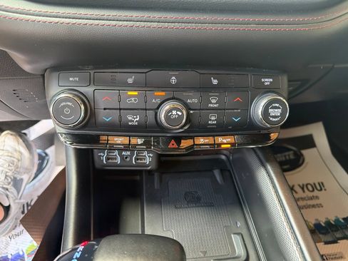 Used 2021 Dodge Durango R/T w/ Blacktop Package AWD/4WD image 20