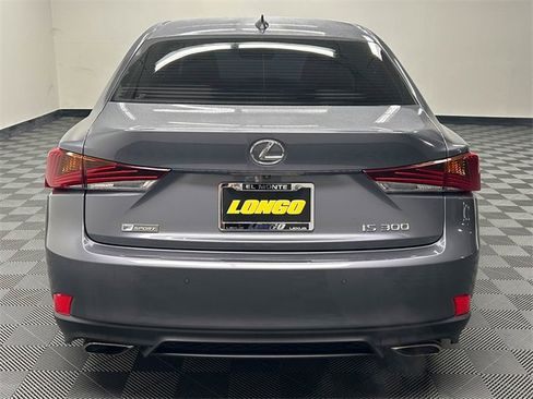 Used 2018 Lexus IS 300 image 6