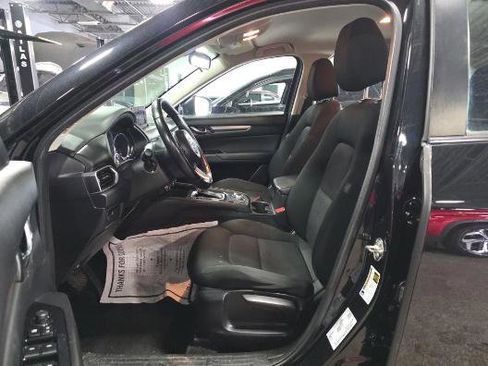 Used 2019 MAZDA CX-5 Sport AWD/4WD image 4
