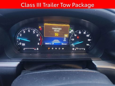 Used 2021 Ford Explorer XLT w/ Equipment Group 202A image 8