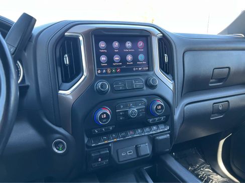Used 2022 Chevrolet Silverado 1500 High Country AWD/4WD image 37