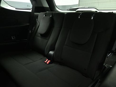 Certified 2022 Ford Explorer XLT RWD image 21