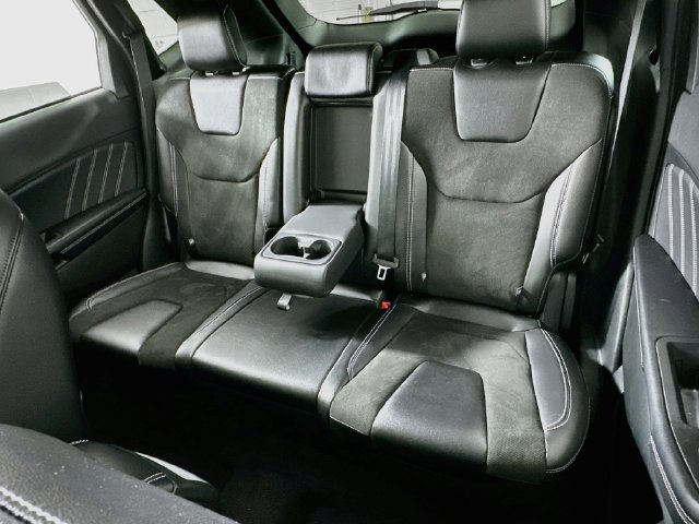 Used 2023 Ford Edge ST AWD/4WD image 11
