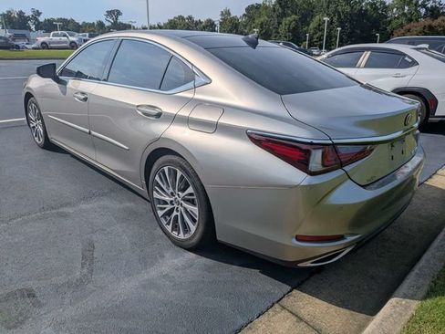 Used 2019 Lexus ES 350 w/ Accessory Package 2 FWD image 4