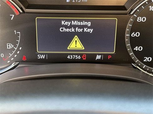 Used 2023 Cadillac CT4 Luxury image 11