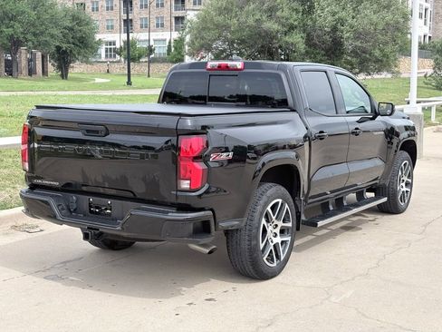 Used 2023 Chevrolet Colorado Z71 w/ Z71 Convenience Package 2 AWD/4WD image 4