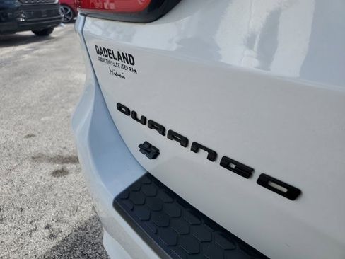 Certified 2022 Dodge Durango R/T w/ Blacktop Package AWD/4WD image 12