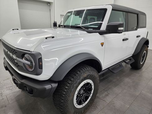 Used 2023 Ford Bronco Badlands w/ Sasquatch Package image 6