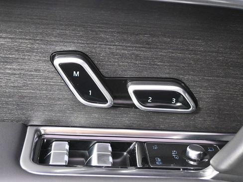 Used 2023 Land Rover Range Rover First Edition image 14