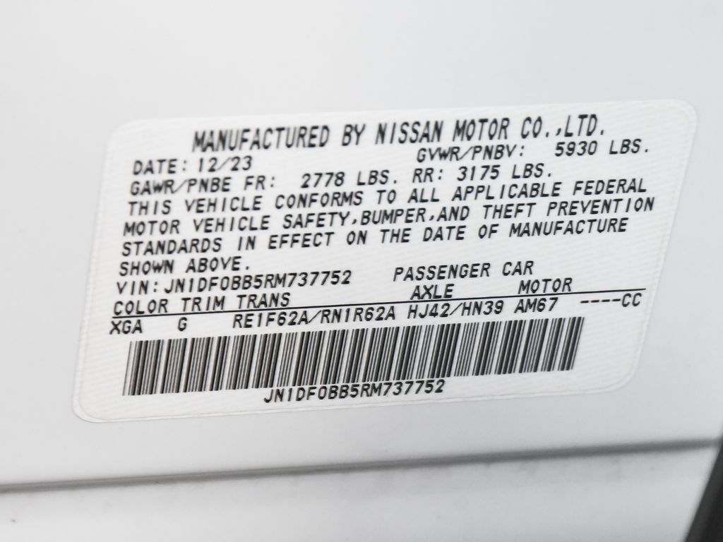 Used 2024 Nissan Ariya AWD image 18