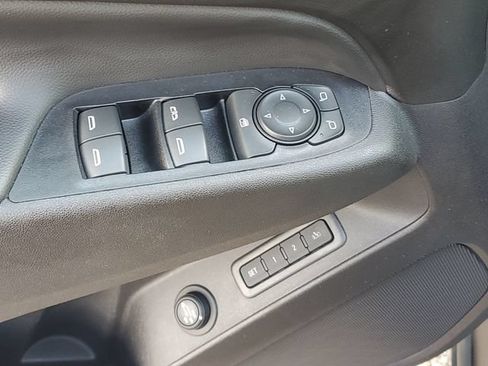 Certified 2018 Chevrolet Equinox Premier FWD image 15
