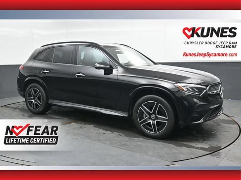 Used 2023 Mercedes-Benz GLC 300 image 1