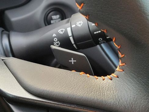 Certified 2025 Subaru Crosstrek 2.5i Limited w/ Crosstrek Mirror Package image 29