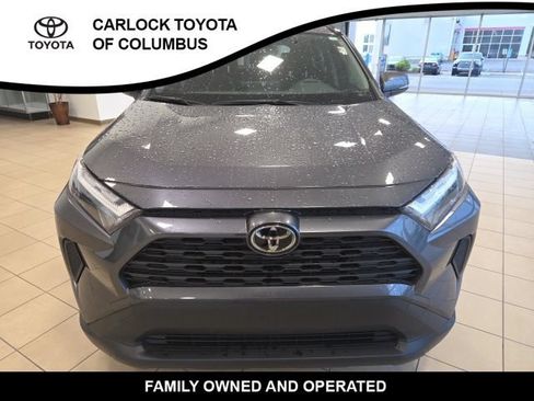 Used 2025 Toyota RAV4 LE AWD/4WD image 4