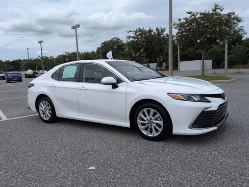 Certified 2023 Toyota Camry LE FWD image 2