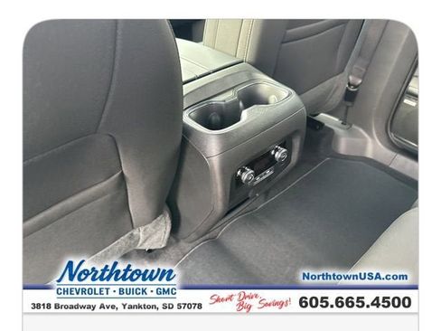 New 2026 GMC Acadia Elevation image 16